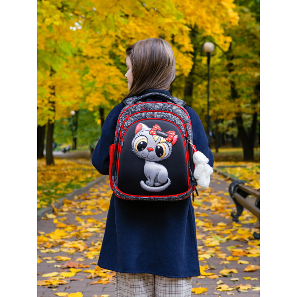 Ранець для дівчинки молодших класів жорсткий каркас Sky Name, чорний з червоним Ранець для дівчинки молодших класів жорсткий каркас Sky Name, чорний з червоним