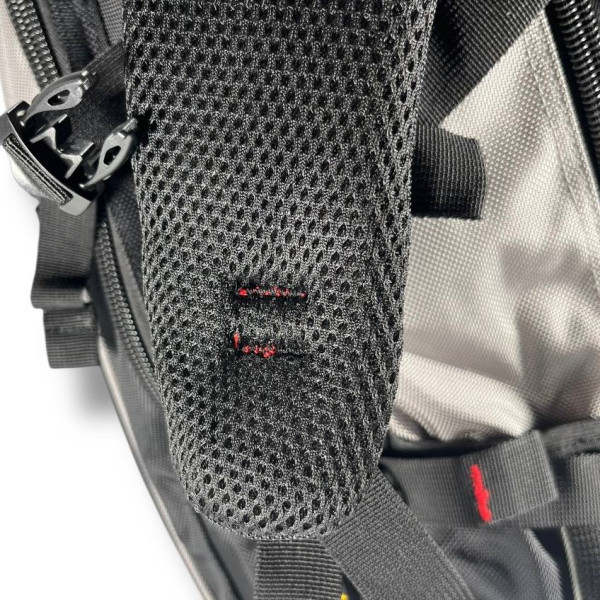 Універсальний рюкзак для міста та навчання, місткий та зручний, сірий Універсальний рюкзак для міста та навчання, місткий та зручний, сірий