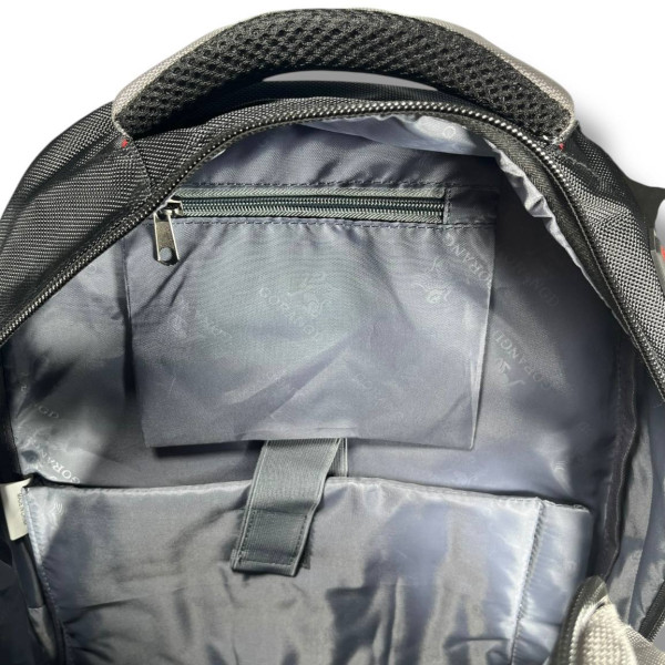 Універсальний рюкзак для міста та навчання, місткий та зручний, сірий Універсальний рюкзак для міста та навчання, місткий та зручний, сірий