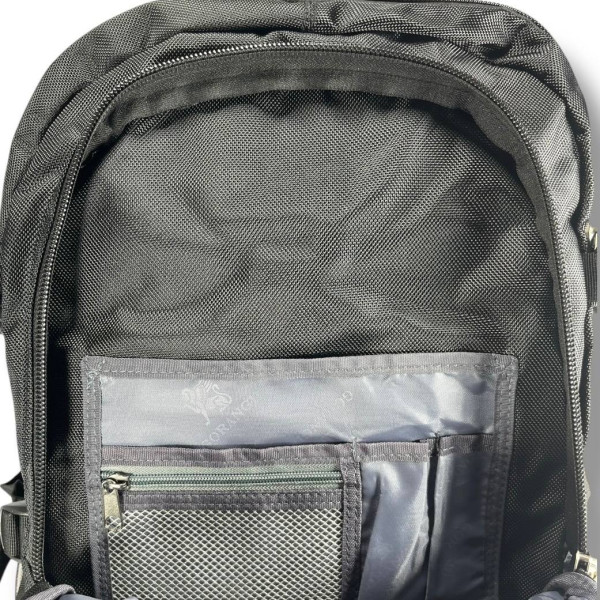 Універсальний рюкзак для міста та навчання, місткий та зручний, сірий Універсальний рюкзак для міста та навчання, місткий та зручний, сірий