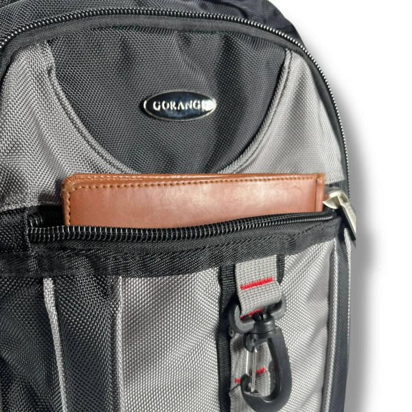 Універсальний рюкзак для міста та навчання, місткий та зручний, сірий Універсальний рюкзак для міста та навчання, місткий та зручний, сірий