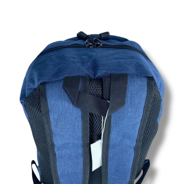 Міський рюкзак водовідштовхувальний з кишенею для ноутбука до 15.6 синього кольору