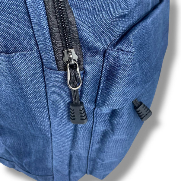 Міський рюкзак водовідштовхувальний з кишенею для ноутбука до 15.6 синього кольору