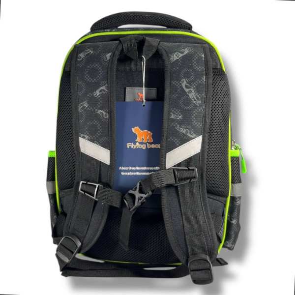 Шкільний рюкзак для хлопчика з принтом Спорткар, каркасний та місткий, 22 л