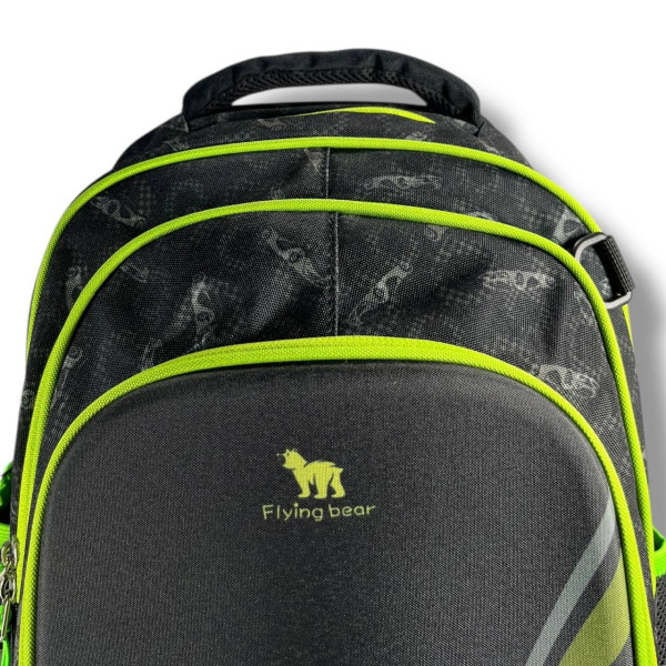 Шкільний рюкзак для хлопчика з принтом Спорткар, каркасний та місткий, 22 л