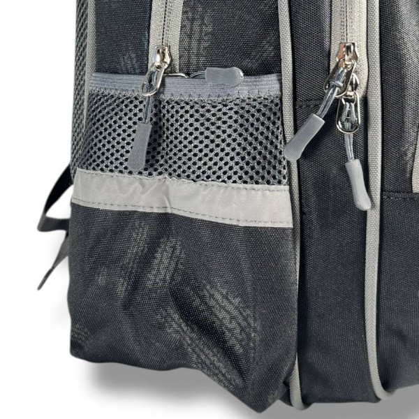 Шкільний рюкзак для хлопчика з принтом Чорна Машинка, каркасний та місткий, 22 л