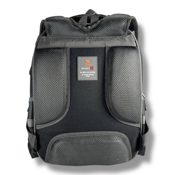 Шкільний рюкзак для хлопчика з принтом Чорна Машинка, каркасний та місткий, 22 л