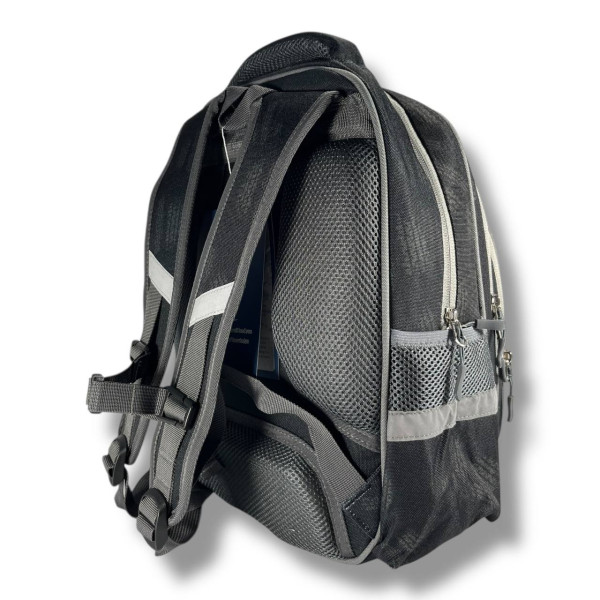 Шкільний рюкзак для хлопчика з принтом Чорна Машинка, каркасний та місткий, 22 л