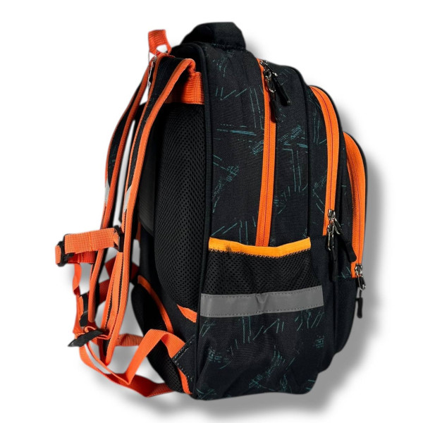 Школьный рюкзак для мальчика с принтом Машинка, каркасный и вместительный, 22 л Школьный рюкзак для мальчика с принтом Машинка, каркасный и вместительный, 22 л