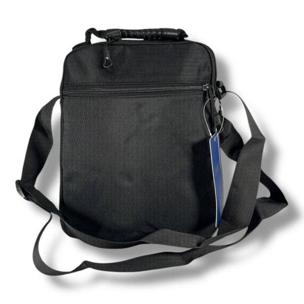 Стильная и удобная мужская сумка через плечо, черная, 4 л Стильная и удобная мужская сумка через плечо, черная, 4 л