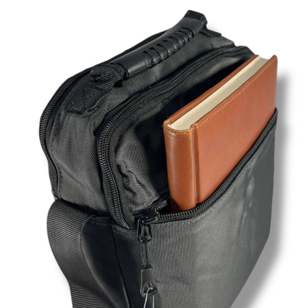 Стильная и удобная мужская сумка через плечо, серая, 4 л Стильная и удобная мужская сумка через плечо, серая, 4 л