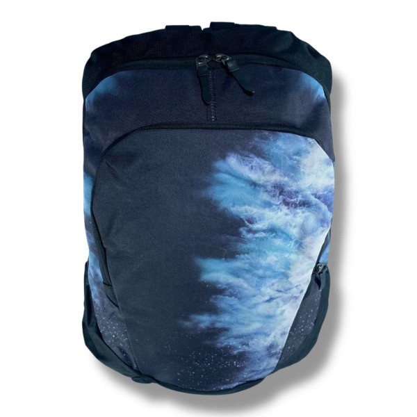 Міський рюкзак водовідштовхувальний чорний з принтом океана є відділення для ноутбука (до 15.4")