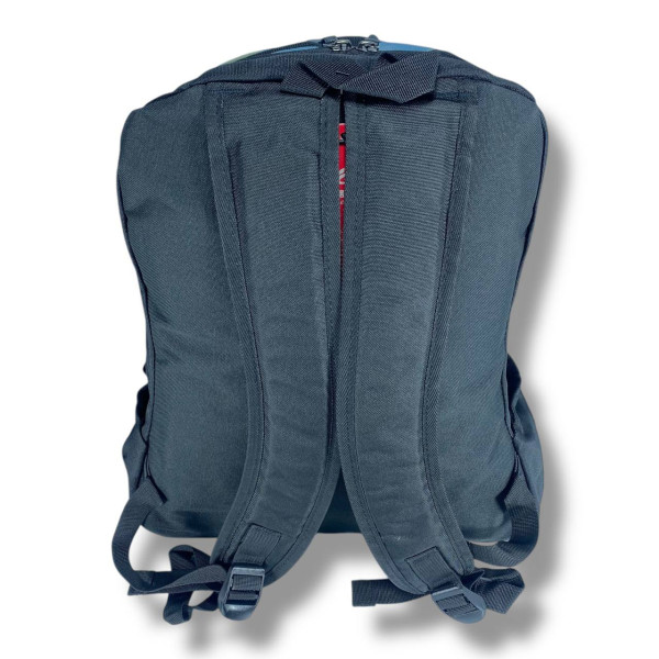 Міський рюкзак водовідштовхувальний чорний з принтом є відділення для ноутбука (до 15.4")