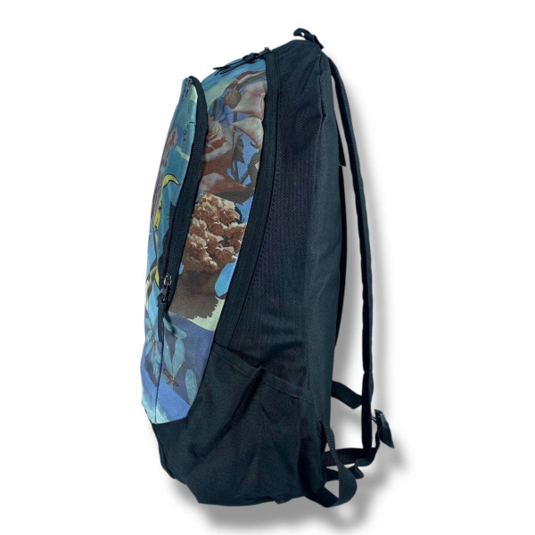 Міський рюкзак водовідштовхувальний чорний з принтом є відділення для ноутбука (до 15.4")