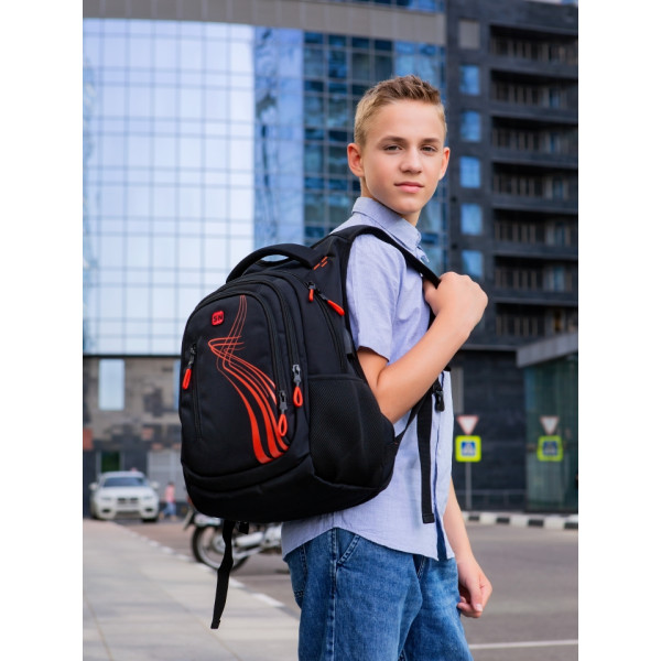 Шкільний рюкзак Winner/SkyName з USB-слотом для підлітків, чорний з червоним Шкільний рюкзак Winner/SkyName з USB-слотом для підлітків, чорний з червоним