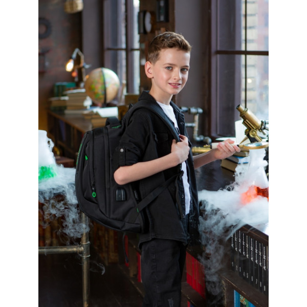 Школьный рюкзак с подростковым USB-слотом, удобный и вместительный, на 2 отделения, черный с зеленым, 22 л Школьный рюкзак с подростковым USB-слотом, удобный и вместительный, на 2 отделения, черный с зеленым, 22 л