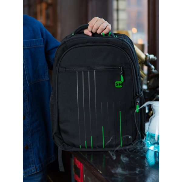 Шкільний рюкзак Sky Name (Winner) для хлопчиків, на 3 відділення, ортопедична спинка, чорний з зеленим Шкільний рюкзак Sky Name (Winner) для хлопчиків, на 3 відділення, ортопедична спинка, чорний з зеленим
