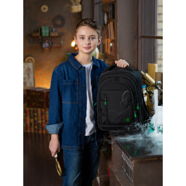 Чорний шкільний рюкзак з USB-слотом для підлітків, водонепроникний, 26 л Чорний шкільний рюкзак з USB-слотом для підлітків, водонепроникний, 26 л