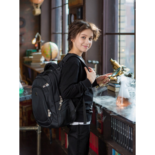 Чорний шкільний рюкзак з USB-слотом для підлітків, водонепроникний, 23 л, ортопедична спинка Чорний шкільний рюкзак з USB-слотом для підлітків, водонепроникний, 23 л, ортопедична спинка