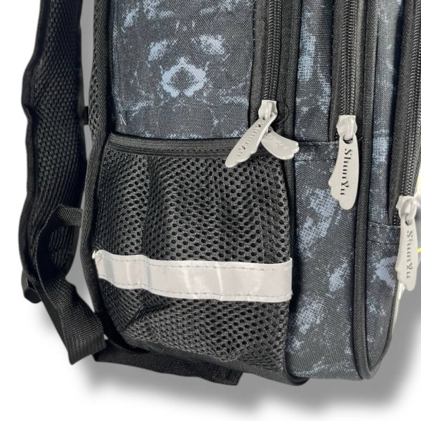 Черный школьный рюкзак с принтом Машинка, 22 л, водонепроницаемый, пенал в комплекте Черный школьный рюкзак с принтом Машинка, 22 л, водонепроницаемый, пенал в комплекте