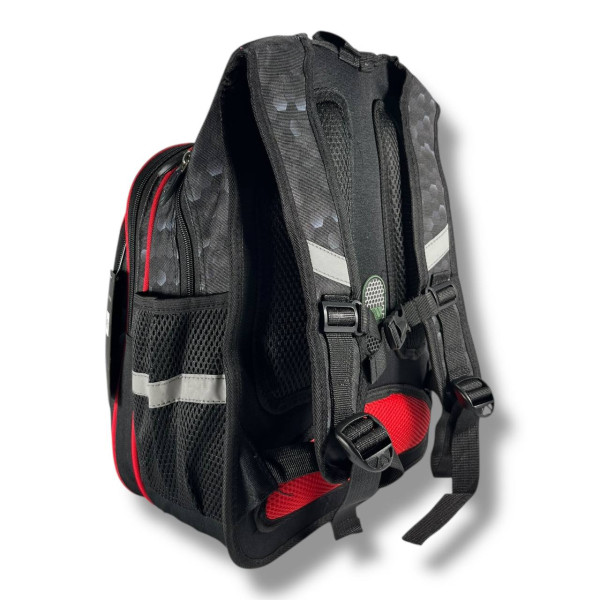 Школьный рюкзак для мальчиков 6–9 лет с принтом Мячик с пеналом в комплекте, черный Школьный рюкзак для мальчиков 6–9 лет с принтом Мячик с пеналом в комплекте, черный