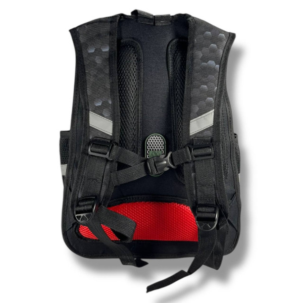 Школьный рюкзак для мальчиков 6–9 лет с принтом Мячик с пеналом в комплекте, черный Школьный рюкзак для мальчиков 6–9 лет с принтом Мячик с пеналом в комплекте, черный