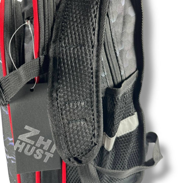 Школьный рюкзак для мальчиков 6–9 лет с принтом Мячик с пеналом в комплекте, черный Школьный рюкзак для мальчиков 6–9 лет с принтом Мячик с пеналом в комплекте, черный