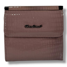 Жіночий гаманець із натуральної лакованої шкіри, місткий та компактний, рожевий