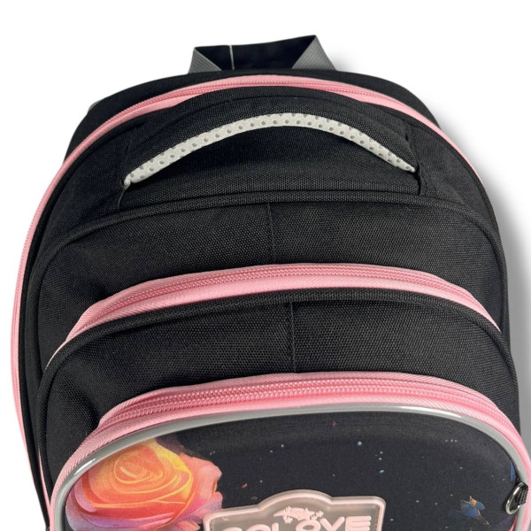 Черный школьный рюкзак с принтом Бабочка для девочки 1-4 классов, на 3 отделения с удобным органайзером Черный школьный рюкзак с принтом Бабочка для девочки 1-4 классов, на 3 отделения с удобным органайзером
