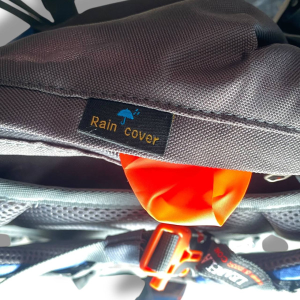 Туристичний рюкзак синього кольору на 50 л, водовідштовхувальний з ортопедичною спинкою