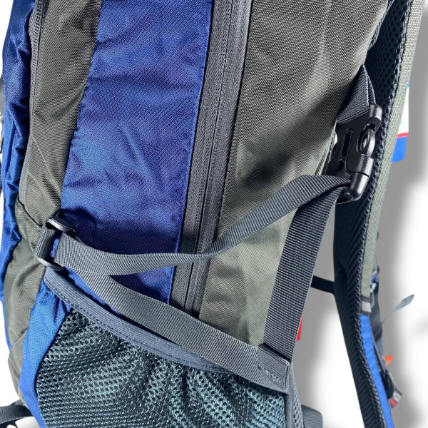Туристичний рюкзак синього кольору на 50 л, водовідштовхувальний з ортопедичною спинкою
