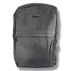 Універсальний рюкзак для міста та спорту з USB-портом, чорний, з кишенею для ноутбука
