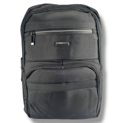 Багатофункціональний рюкзак з USB-портом, чорний, з кишенею для ноутбука Багатофункціональний рюкзак з USB-портом, чорний, з кишенею для ноутбука
