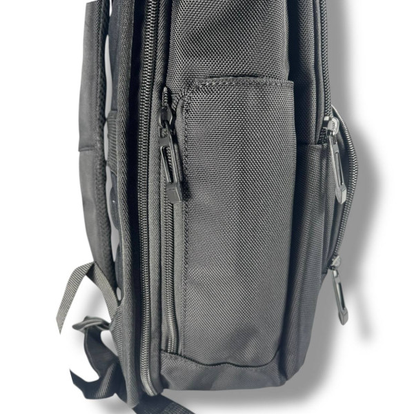 Многофункциональный рюкзак с USB-портом, черный, с карманом для ноутбука Многофункциональный рюкзак с USB-портом, черный, с карманом для ноутбука