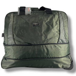 Вместительная и стильная дорожная сумка на колесах, 90 л, зеленая Вместительная и стильная дорожная сумка на колесах, 90 л, зеленая