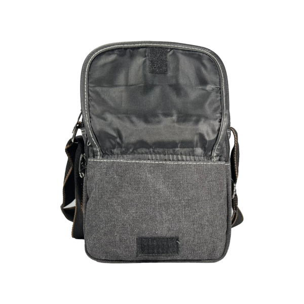 Сумка через плечо на шесть отделений, черная Сумка через плечо на шесть отделений, черная