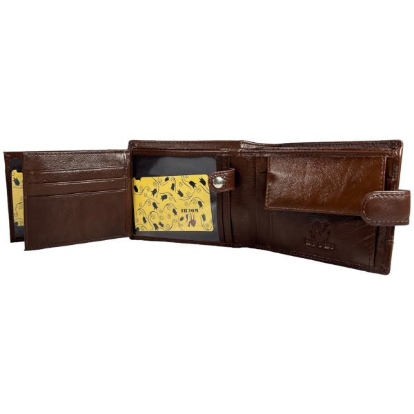 Чоловічий гаманець з натуральної шкіри, 3 відділення для купюр, коричневий Чоловічий гаманець з натуральної шкіри, 3 відділення для купюр, коричневий