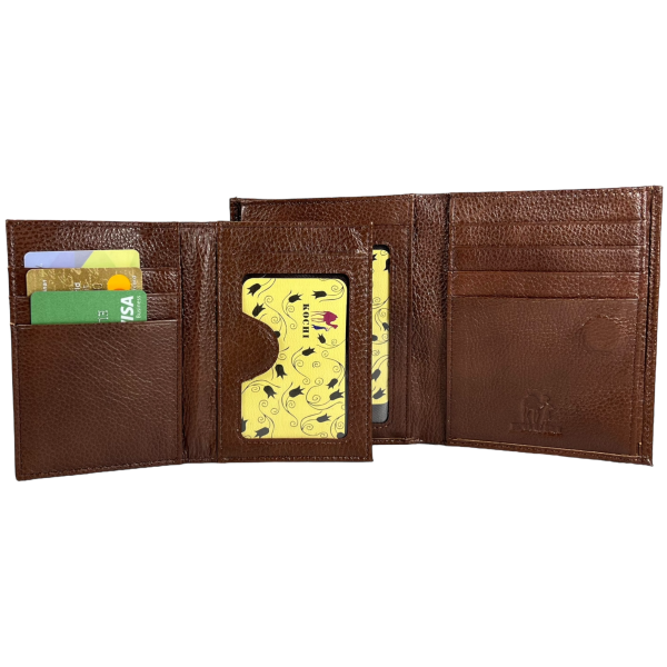 Элегантный кошелек для мужчин из натуральной кожи, цвет коричневый. Элегантный кошелек для мужчин из натуральной кожи, цвет коричневый.