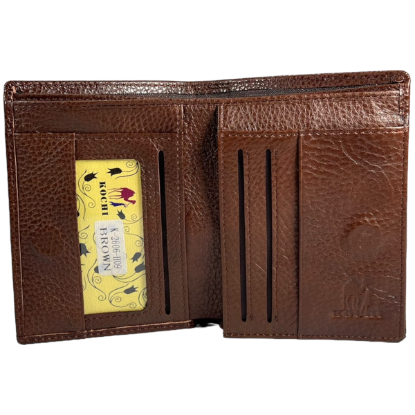 Элегантный мужской кошелек из натуральной кожи, цвет коричневый Элегантный мужской кошелек из натуральной кожи, цвет коричневый