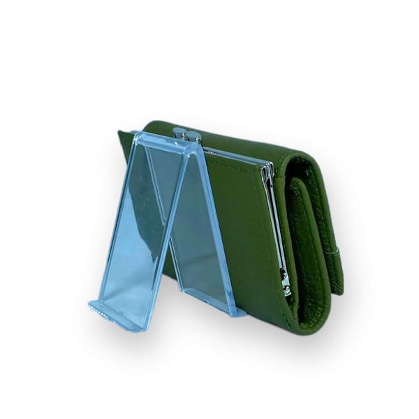 Кошелек женский Kochi натуральная кожа 2 отдела наружное отделение размер: 13.5*9*3 см зеленый Кошелек женский Kochi натуральная кожа 2 отдела наружное отделение размер: 13.5*9*3 см зеленый