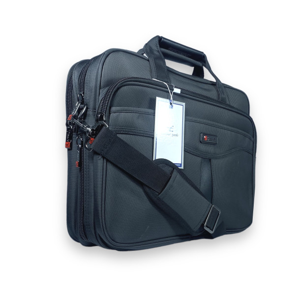 Сумка для ноутбука с расширением на два отдела, дополнительные карманы, черная Сумка для ноутбука с расширением на два отдела, дополнительные карманы, черная