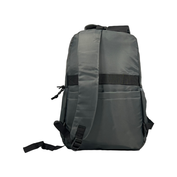 Школьный подростковый рюкзак на три отделения, 26 л, серый Школьный подростковый рюкзак на три отделения, 26 л, серый