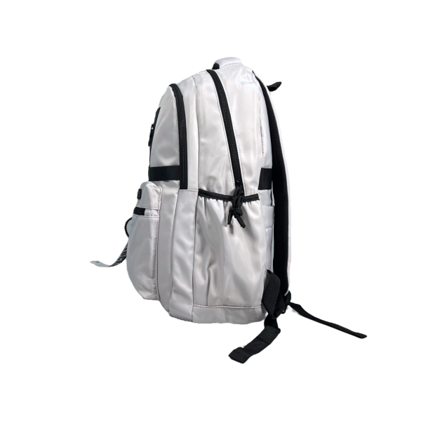 Школьный рюкзак, подростковый, 27 л, три отделения, цвет белый Школьный рюкзак, подростковый, 27 л, три отделения, цвет белый