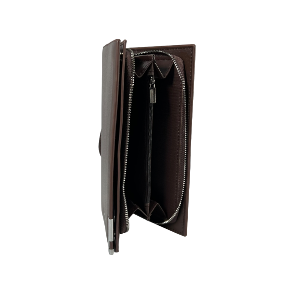 Чоловіче портмоне в сучасному дизайні, колір коричневий Чоловіче портмоне в сучасному дизайні, колір коричневий
