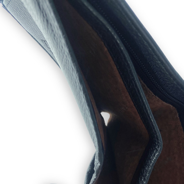 Чоловічий гаманець чорного кольору з натуральноі шкіри