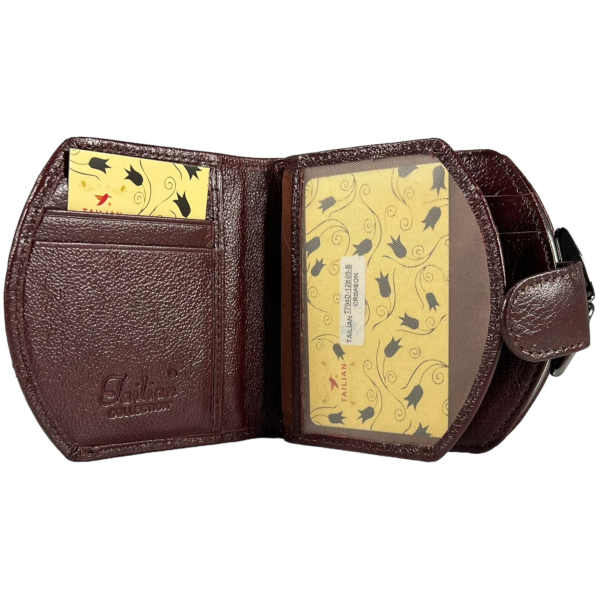 Стильный кошелек элегантный кожаный, цвет кримсон, с кнопочной застежкой Стильный кошелек элегантный кожаный, цвет кримсон, с кнопочной застежкой