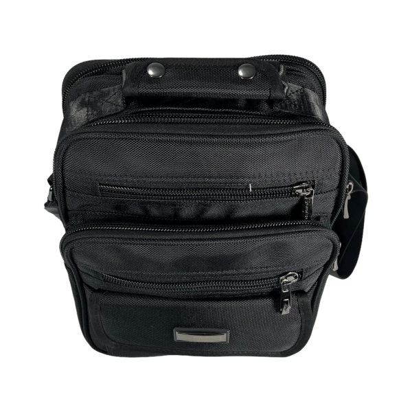 Комфортная сумка через плечо оптимального размера на шесть отделений, черная Комфортная сумка через плечо оптимального размера на шесть отделений, черная