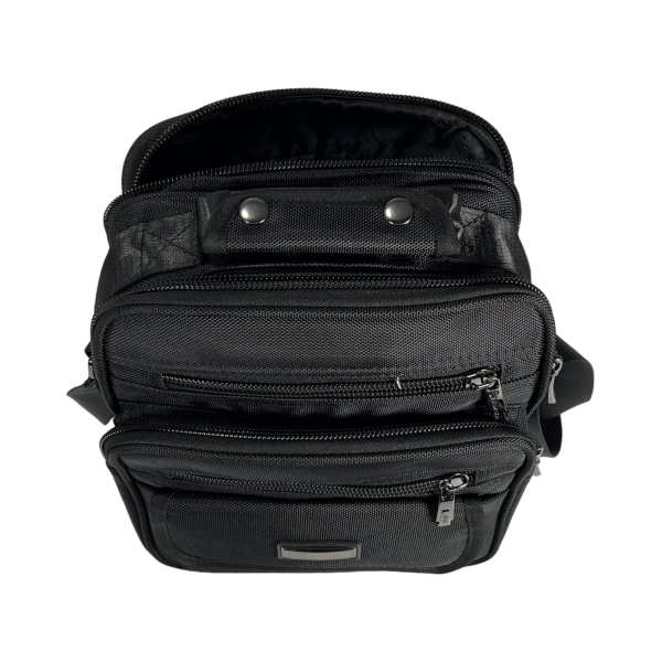 Комфортная сумка через плечо оптимального размера на шесть отделений, черная Комфортная сумка через плечо оптимального размера на шесть отделений, черная